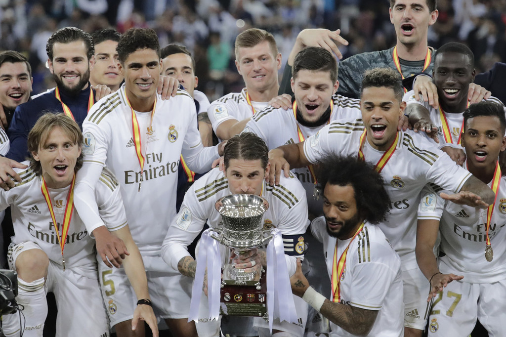 表现和积极 表现和积极